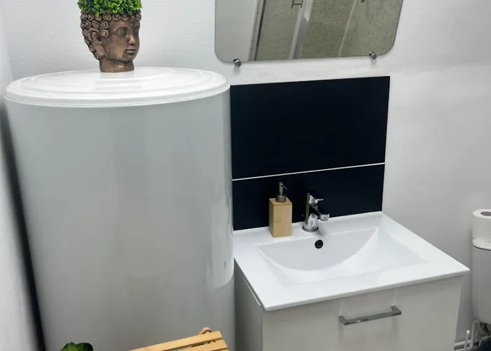 Appartement Studio, Hyper-centre, Palais De Justice *